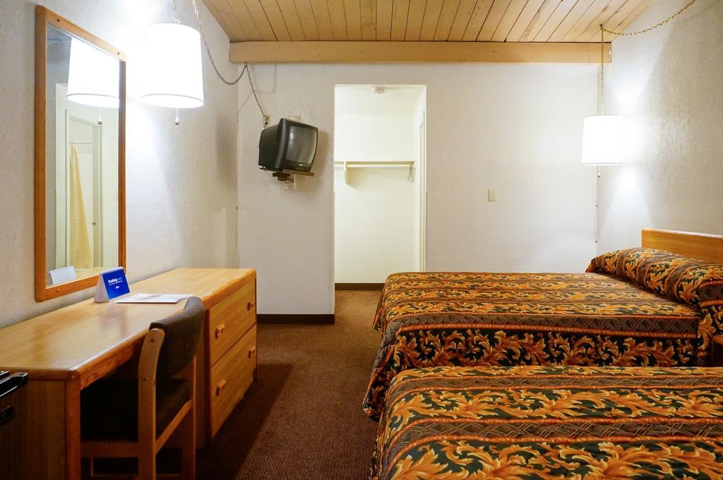 Ez 8 Motel San Jose II Εξωτερικό φωτογραφία
